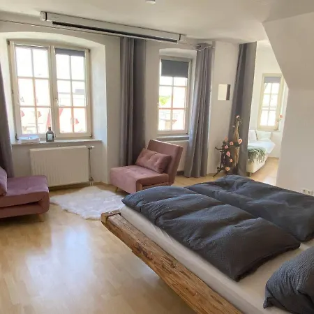 In - Schlafen Prinzessinnen In Kemptens Schlosschen Kempten