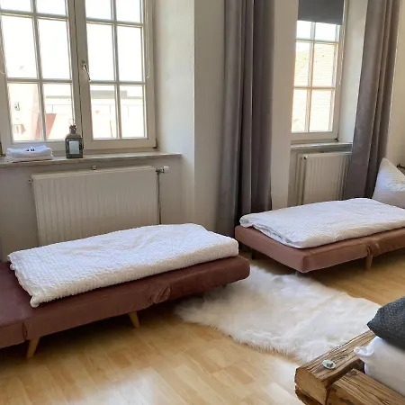 Hotel In - Schlafen Prinzessinnen In Kemptens Schlosschen Kempten